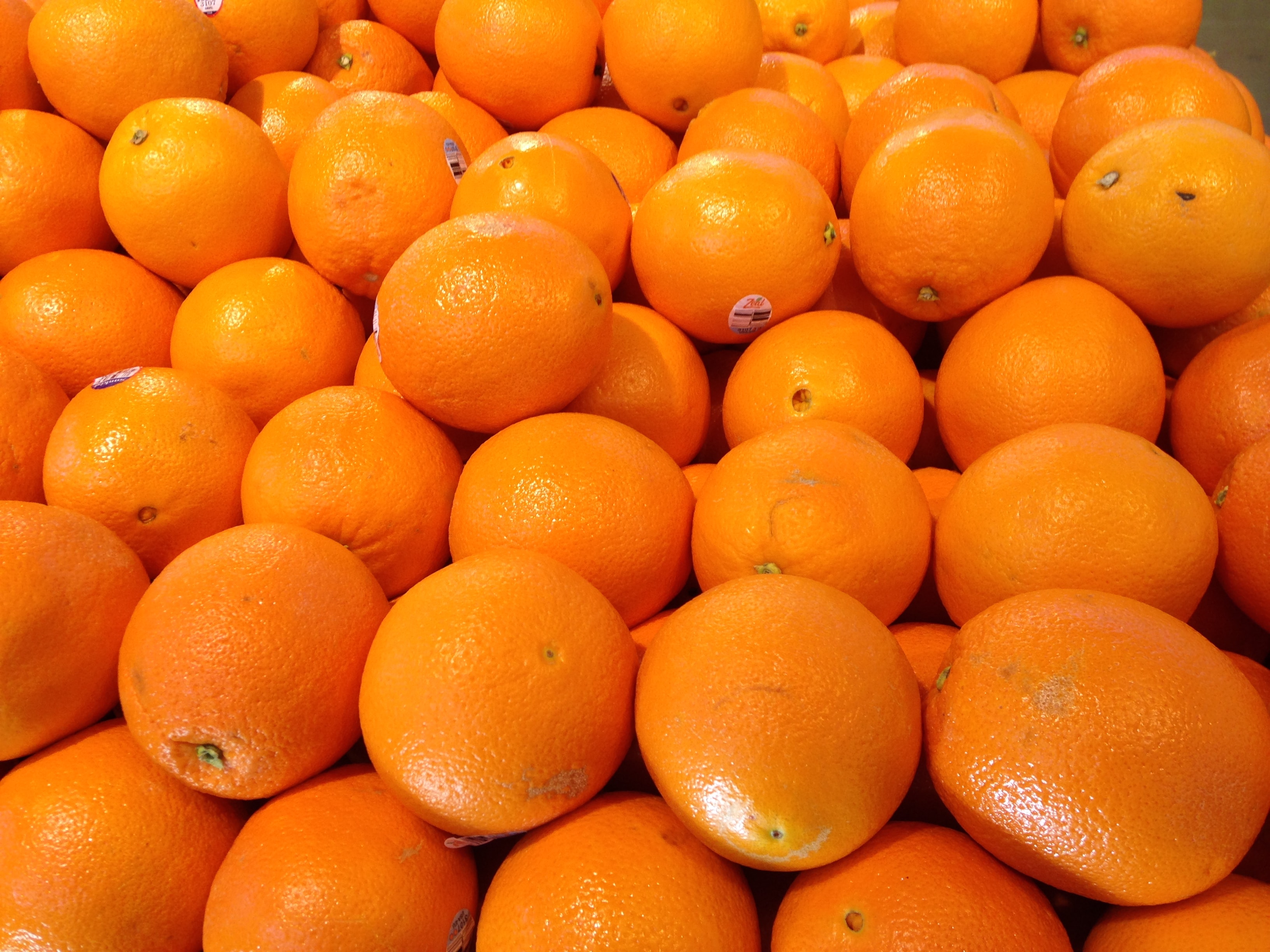 Fresh Oranges at the Market